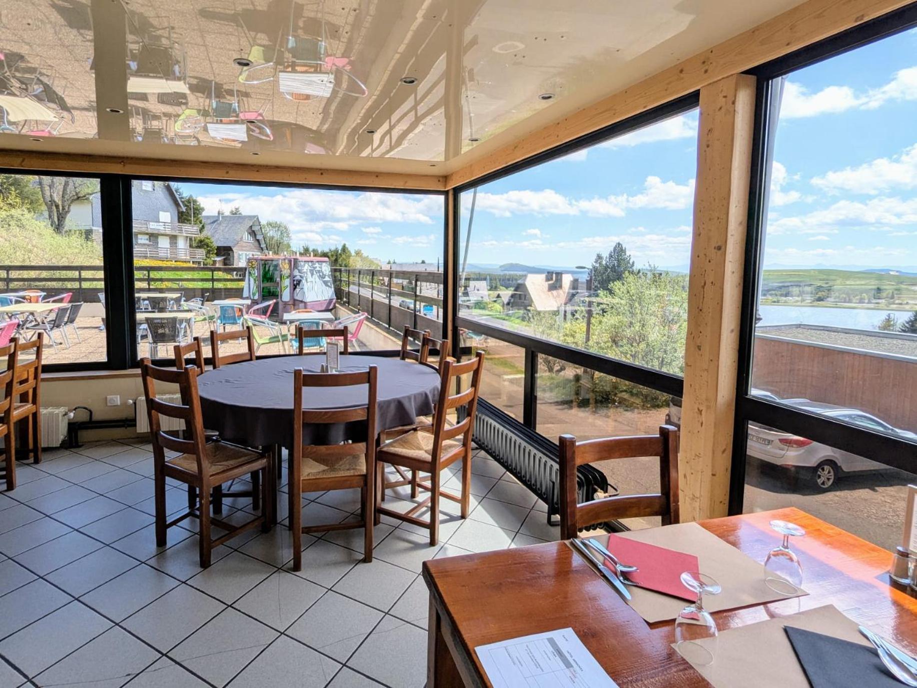 Gergovia Hotel Super Besse Exterior photo